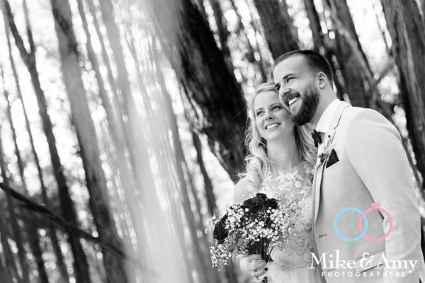 Mike_and_amy_photographers_melbourne_wedding_photographer-25