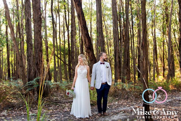 Mike_and_amy_photographers_melbourne_wedding_photographer-27