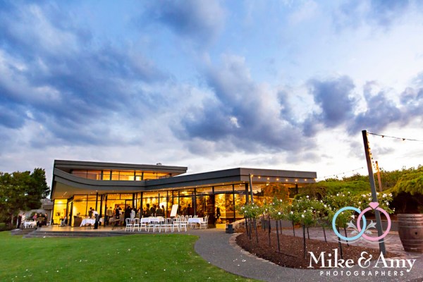 Mike_and_Amy_Photographers_Melbourne_Wedding_Photography-24