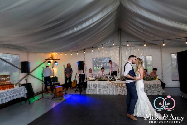 100B03CB-584D-424D-9D3A-66CFB370DB21